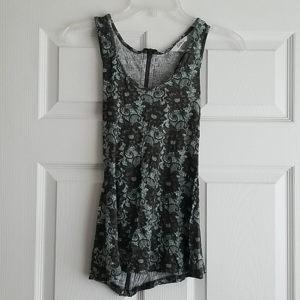 Kirra Women's Tank With Zipper on Back
